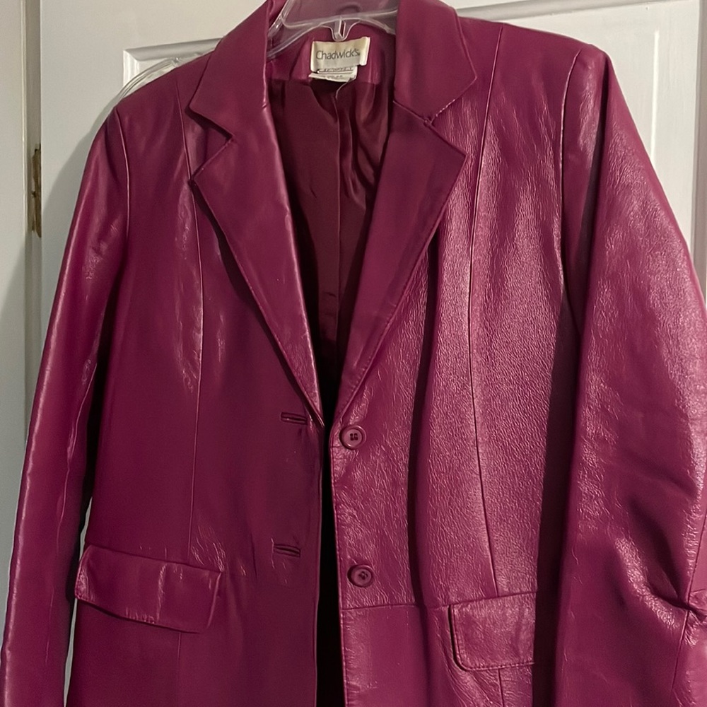 Leather Blazer Chadwick’s size 8 100% leather.